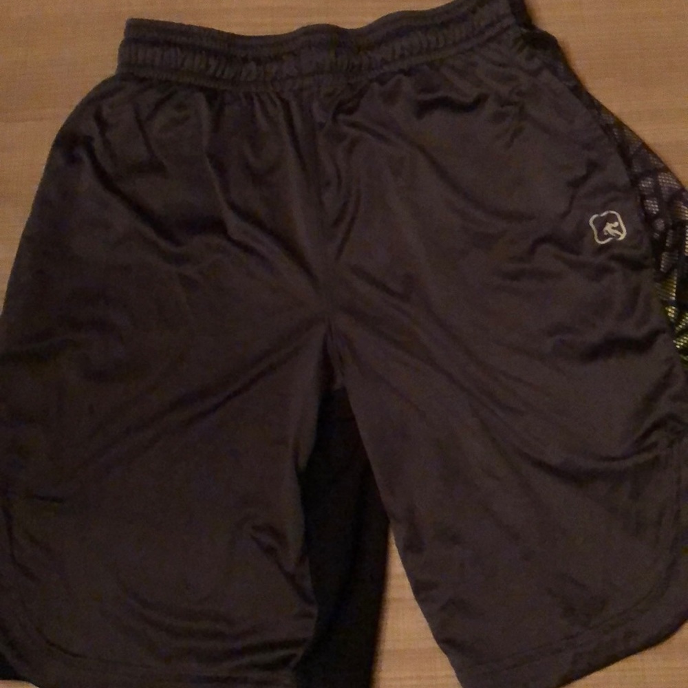 Men’s basketball shorts